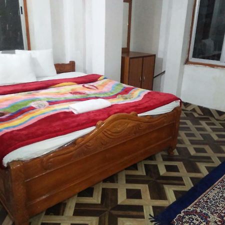 Nirala Guest House Dardzsiling Kültér fotó